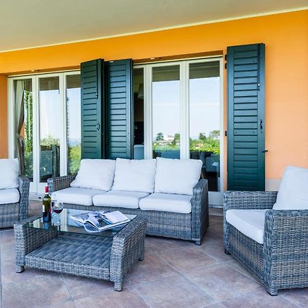 Villa Pratello Padenghe sul Garda Bagian luar foto