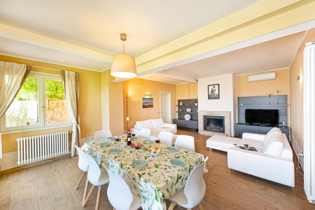 Villa Pratello Padenghe sul Garda Bagian luar foto