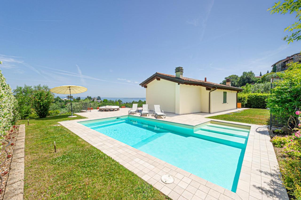 Villa Pratello Padenghe sul Garda Bagian luar foto